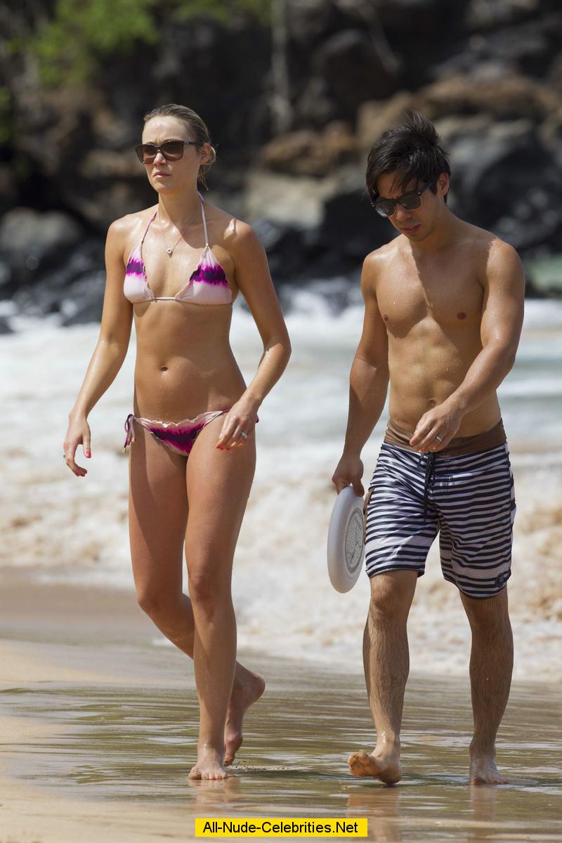 Katrina Bowden Wearing A Bikini At A Beach In Hawaii