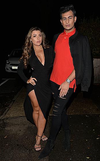 Abigail Clarke areola sleep paparazzo photo