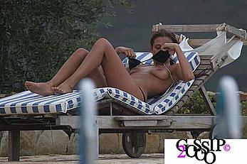 Benedetta Valanzano sunbathing topless