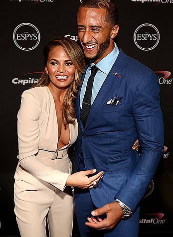 Chrissy Teigen without bra shows deep cleavage at ESPYS at Nokia Theatre