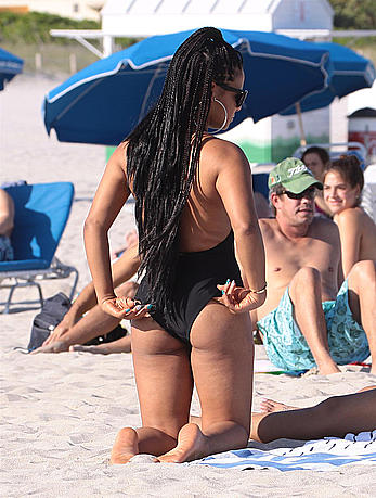 Christina Milian nipple peak in Miami