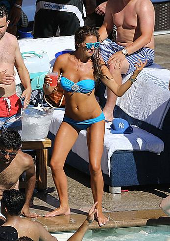 Danielle Lloyd seen pool side with friends in Las Vegas