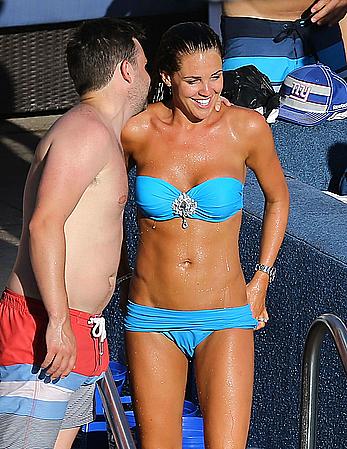 Danielle Lloyd seen pool side with friends in Las Vegas