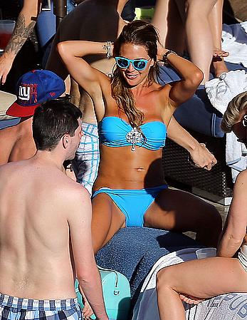 Danielle Lloyd seen pool side with friends in Las Vegas