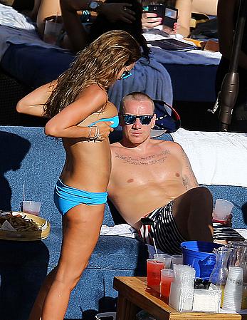 Danielle Lloyd seen pool side with friends in Las Vegas