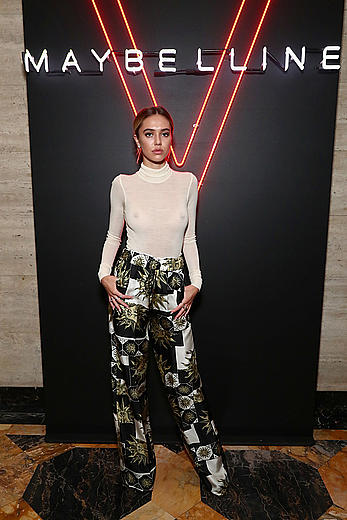 Delilah Hamlin in see through top at the Maybelline Mansion Presented by V