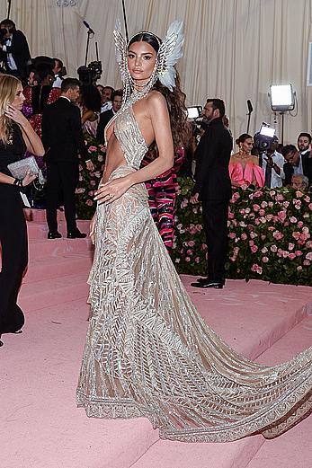 Emily Ratajkowski in see through top at 2019 Met Gala