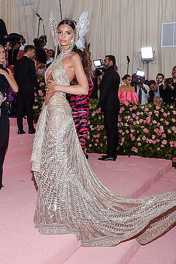 Emily Ratajkowski in see through top at 2019 Met Gala