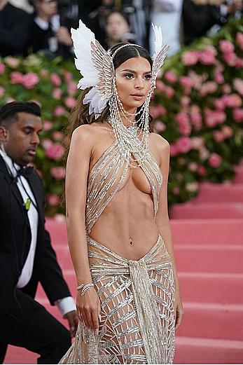 Emily Ratajkowski in see through top at 2019 Met Gala