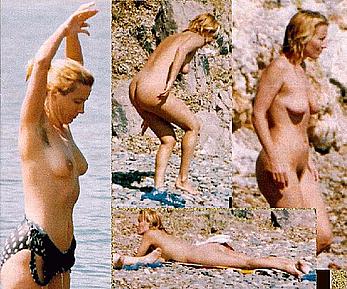 Emma Thompson nude tits and hairy pussy paparazzi pics