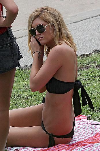 Erin McNaught in bikini at Bondi Beach in Sydney