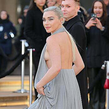 Florence Pugh sideboob at Dune Part 2 premiere in New York