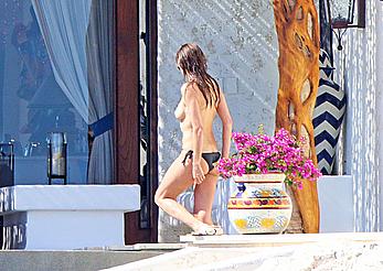 Heidi Klum topless in Cabo San Lucas with her new boyfriend