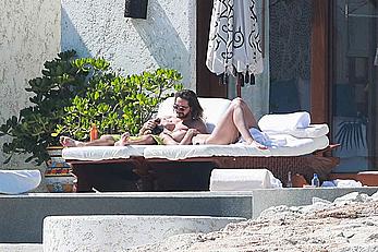 Heidi Klum topless in Cabo San Lucas with her new boyfriend