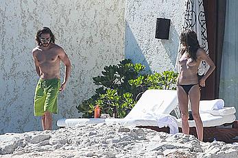 Heidi Klum topless in Cabo San Lucas with her new boyfriend