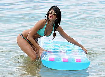 Jasmin Walia sunbathing in bikini