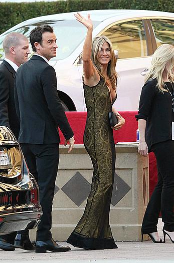 Jennifer Aniston sexy cleavage at the 21st Annual Screen Actors Guild Awards