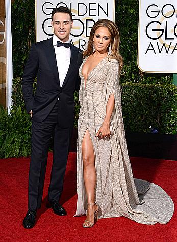 Jennifer Lopez llegs and sexy cleavage at 72nd Annual Golden Globe Awards