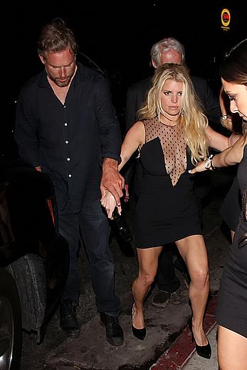 Jessica Simpson legs and cleavage when leaving Warwick nightclub in Hollywood