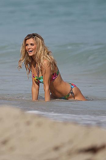 Joanna Krupa sexy in bikini on a beach