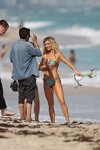 Joanna Krupa sexy in bikini on a beach