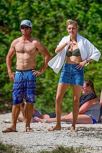 Kelly Rohrbach topless on a beach paparazzi photos