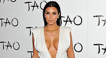 Kim Kardashian celebrates her birthday at Tao Nightclub, shows nice cleavage