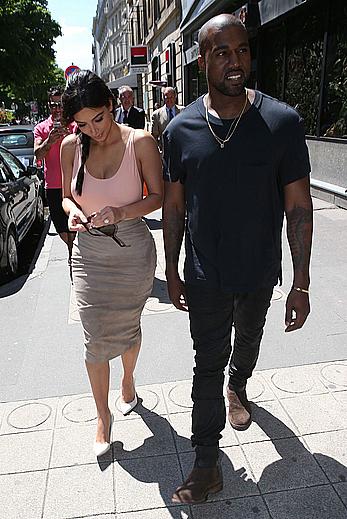 Kim Kardashian flaunt her assets in form-fitting outfit in Paris