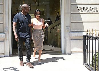 Kim Kardashian flaunt her assets in form-fitting outfit in Paris