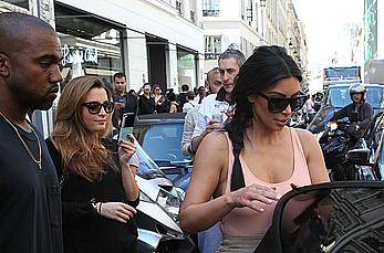 Kim Kardashian flaunt her assets in form-fitting outfit in Paris