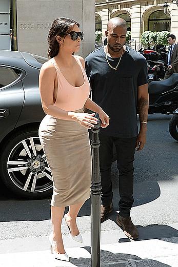 Kim Kardashian flaunt her assets in form-fitting outfit in Paris