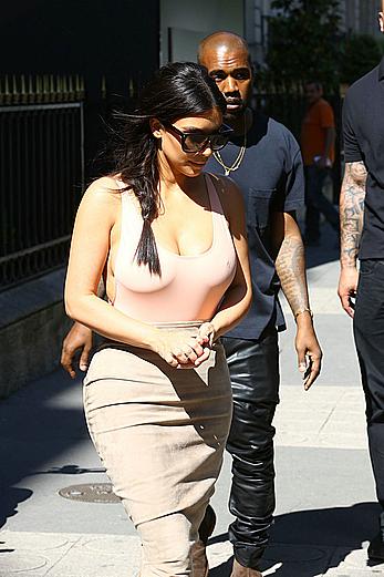 Kim Kardashian flaunt her assets in form-fitting outfit in Paris