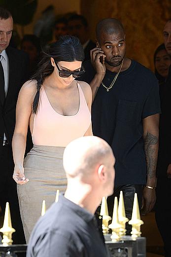 Kim Kardashian flaunt her assets in form-fitting outfit in Paris