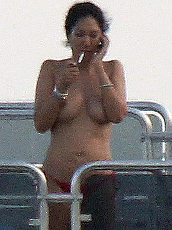 Kimora Lee Simmons topless on a yacht in St Tropez