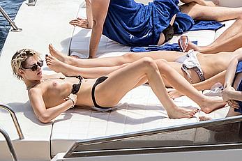 Kristen Stewart topless on a yacht in Italy