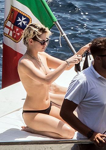 Kristen Stewart topless on a yacht in Italy