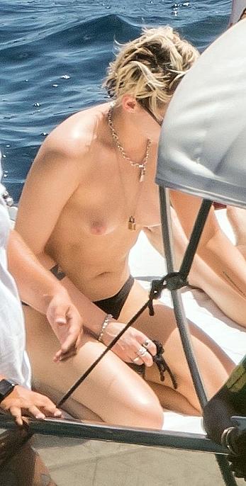 Kristen Stewart topless on a yacht in Italy