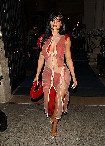 Kylie Jenner leaving the Chez Loulou restaurant in Paris