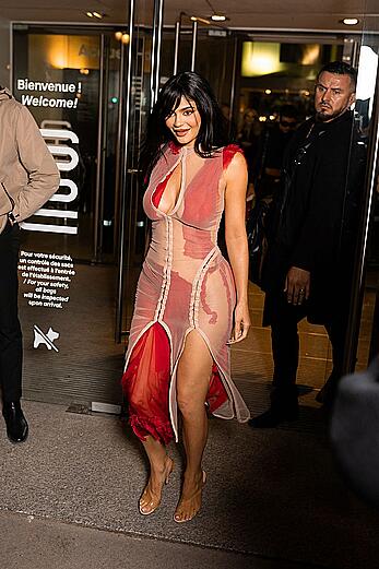 Kylie Jenner leaving the Chez Loulou restaurant in Paris