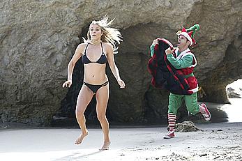 LeAnn Rimes in black bikini in Malibu Beach