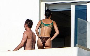 Lena Meyer-Landrut topless in Mykonos