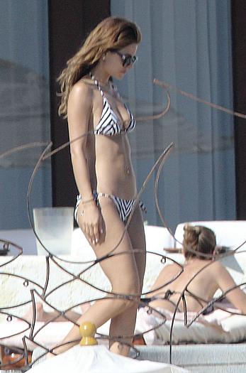 Maria Menounos in bikini poolside paparazzi shots