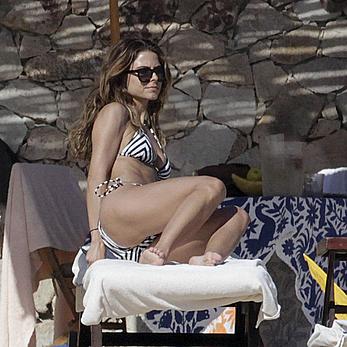 Maria Menounos in bikini poolside paparazzi shots