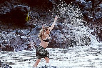 Mariah Carey nipple slip in bikini in Hawaii