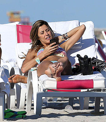 Martha Graeff wardrobe malfunction, shows her boobs at Miami Beach