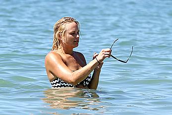 Miranda Lambert in bikini on a beach in Hawaii