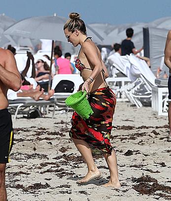 Molly Sims wearing a bikini in Miami