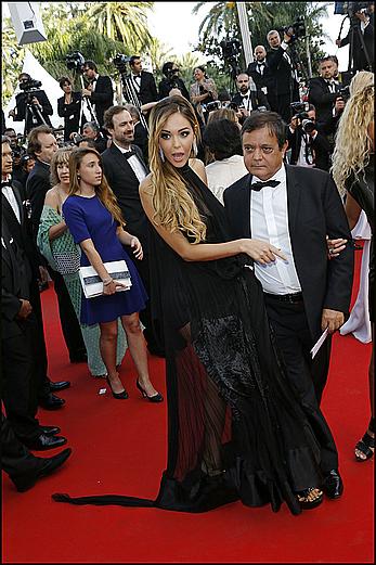 Nabilla Benattia wardrobe malfunction at Cannes Film Festival