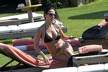 Natalie Imbruglia nipslip wearing a bikini in Sardinia