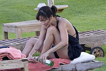 Natalie Imbruglia nipslip wearing a bikini in Sardinia